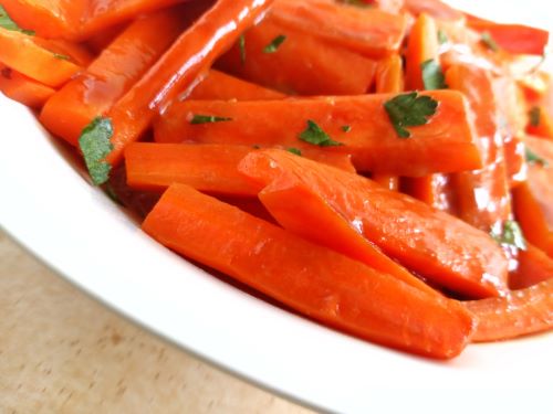 Orange Balsamic Glazed Carrots