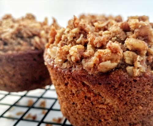 Apple Pecan Spelt Muffins